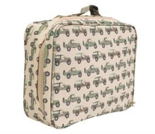 The Lunchbox in Jeeps