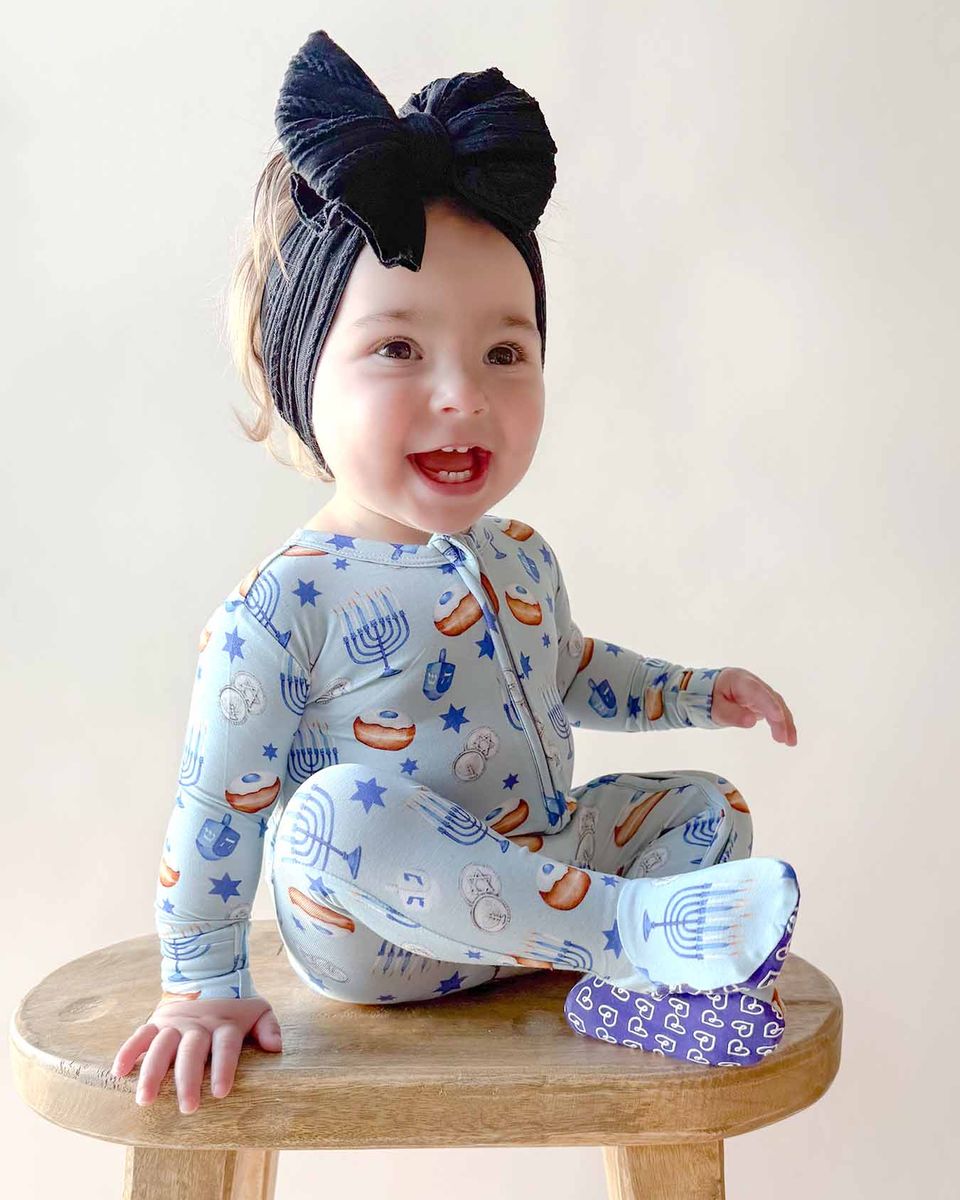 Zohar Zippered Footie-Lev Baby