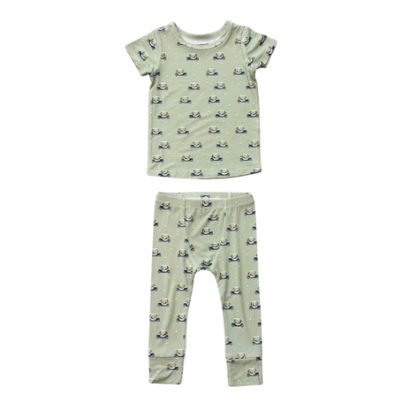 SS Lounge Set by Baby Sprouts—soft bamboo viscose pajamas with long-sleeve top and matching pants