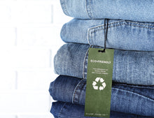 Load image into Gallery viewer, Silver Jeans - *Zane Boys Bootcut Fit Denim: INDIGO
