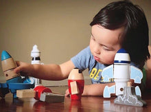 Load image into Gallery viewer, BeginAgain - Tinker Totter Rockets - 31 Piece Character Playset