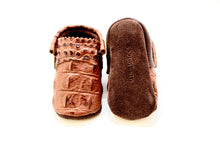 Load image into Gallery viewer, MishMoccs Alligator