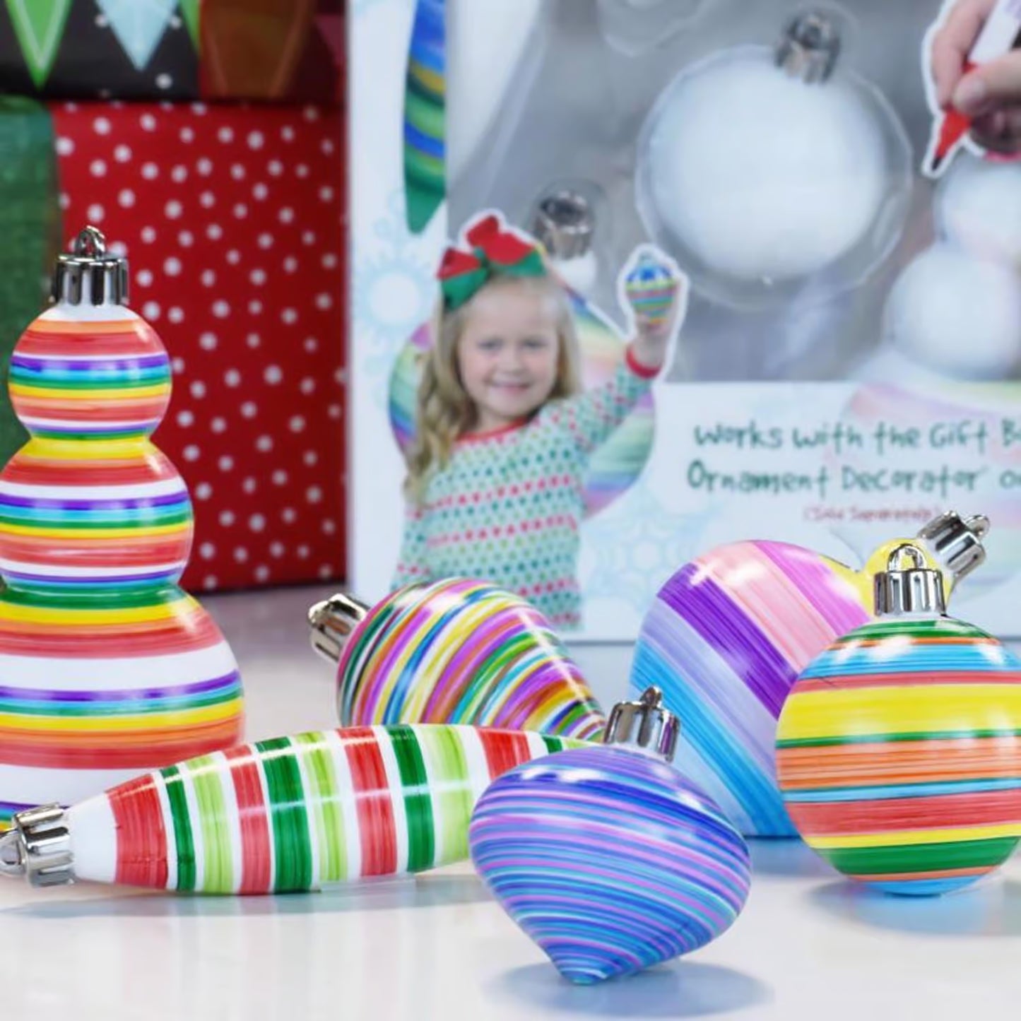 Christmas Tree Ornament Decorator