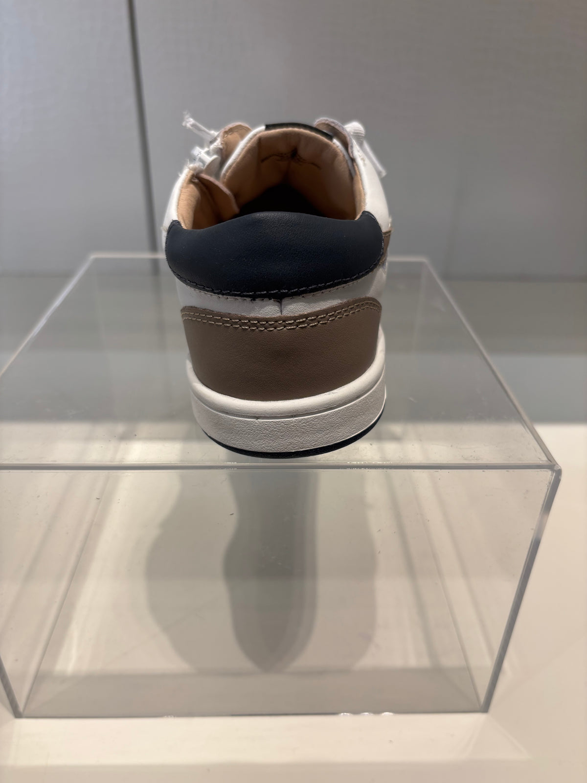 Field Runner Snow/Taupe/Navy (1046)