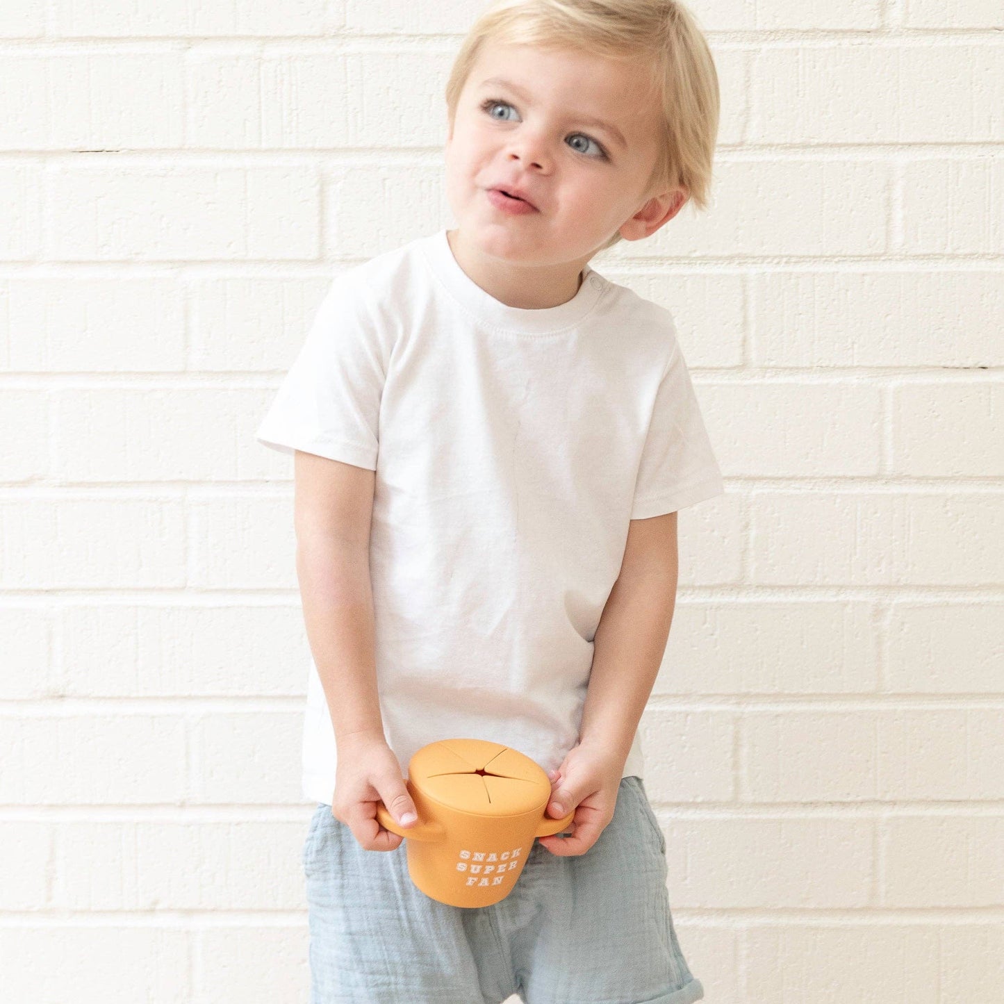 Happy Snacker - Snack Super Fan