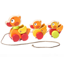 Load image into Gallery viewer, Toysmith - Cubika Wooden Walk-A-Long Traveling Ducks
