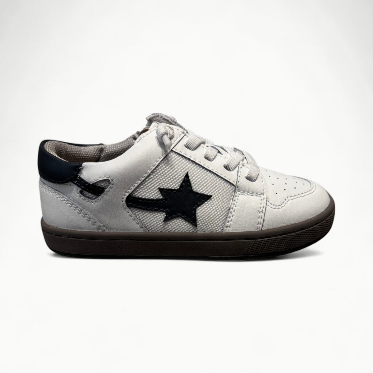 Star Runner shoe in Snow, Navy, and Gris by Old Soles