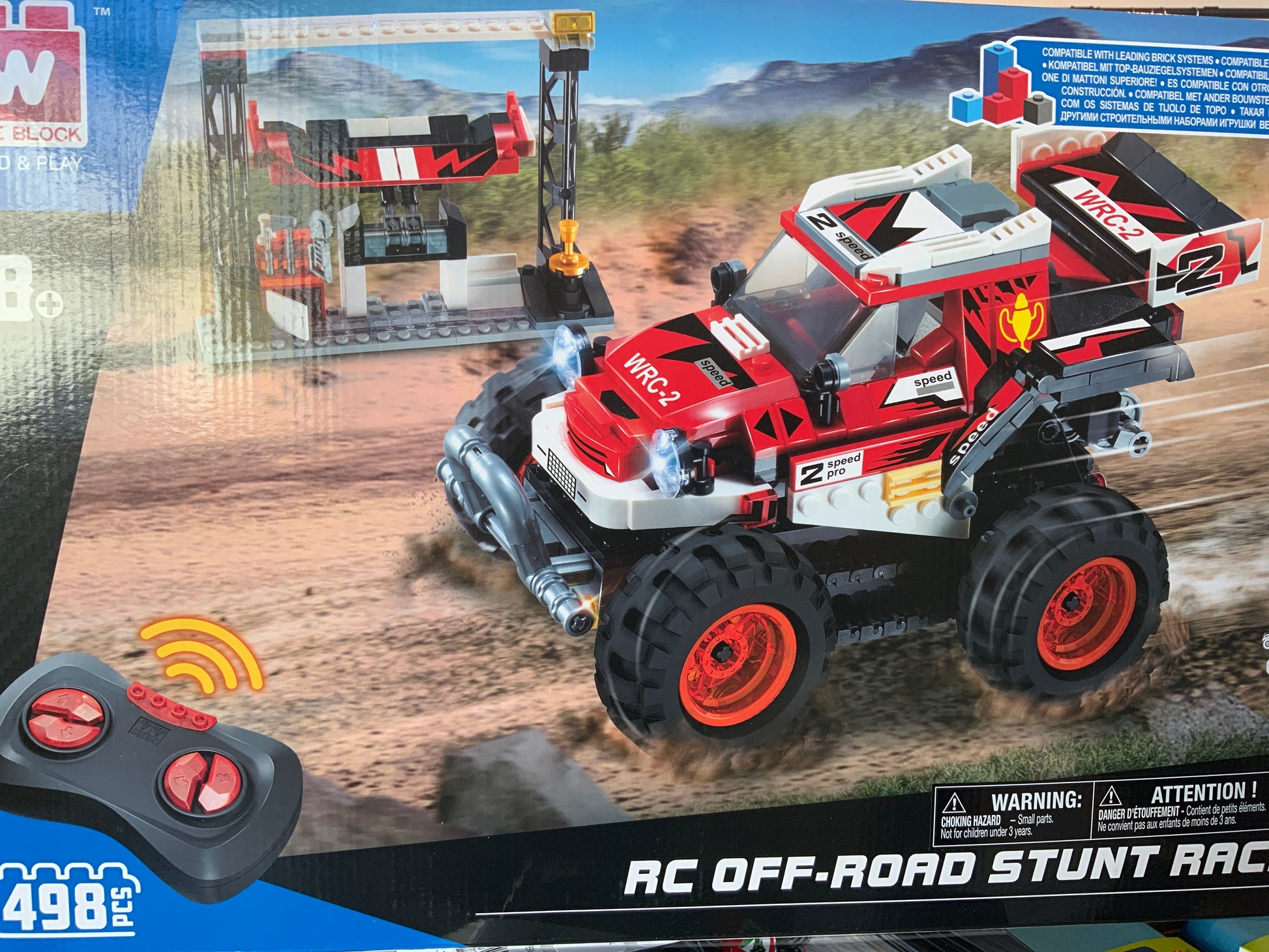 Wise Block Off Road Stunt Racer 498-piece construction set for creative building play