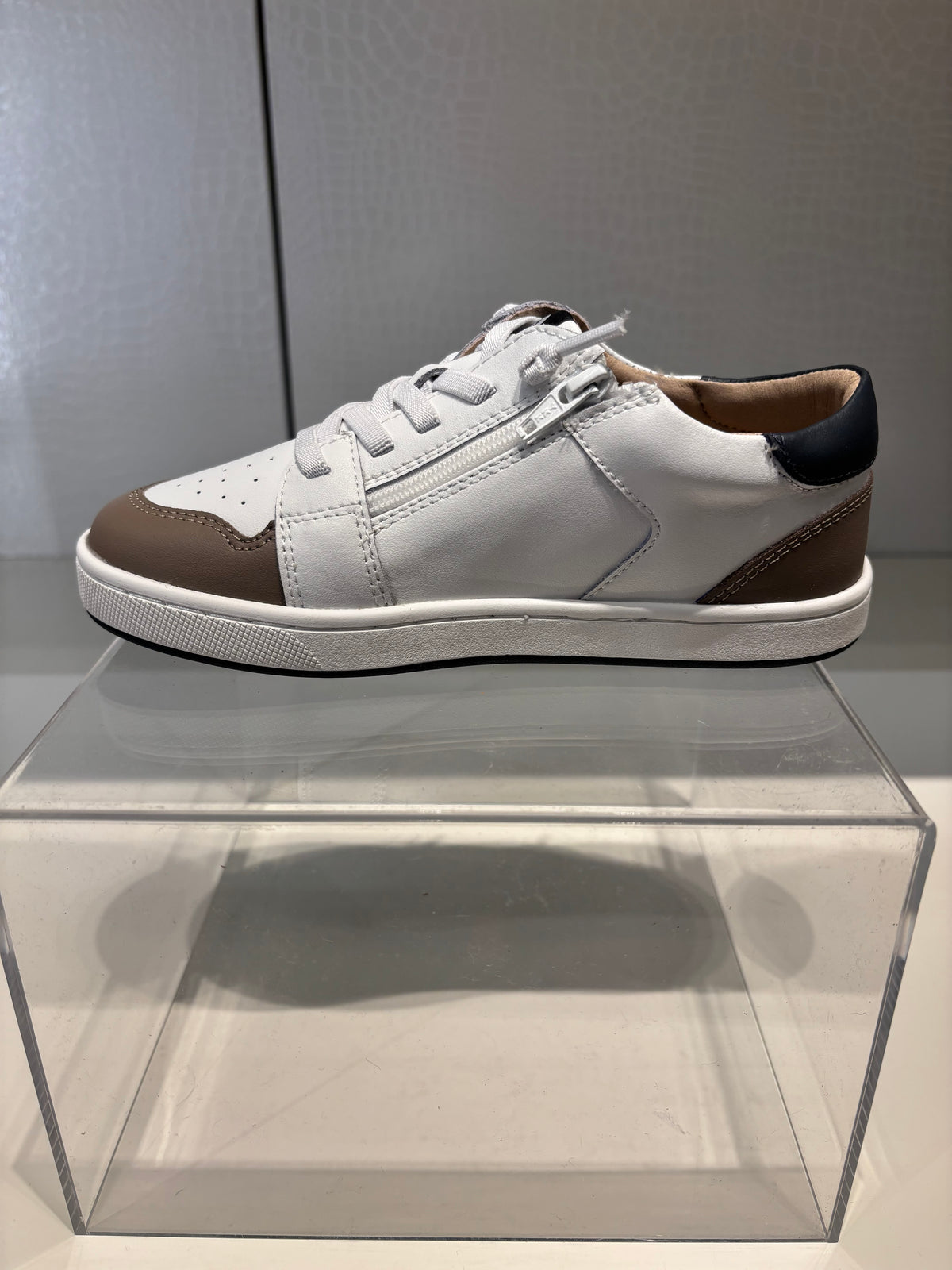 Field Runner Snow/Taupe/Navy (1046)