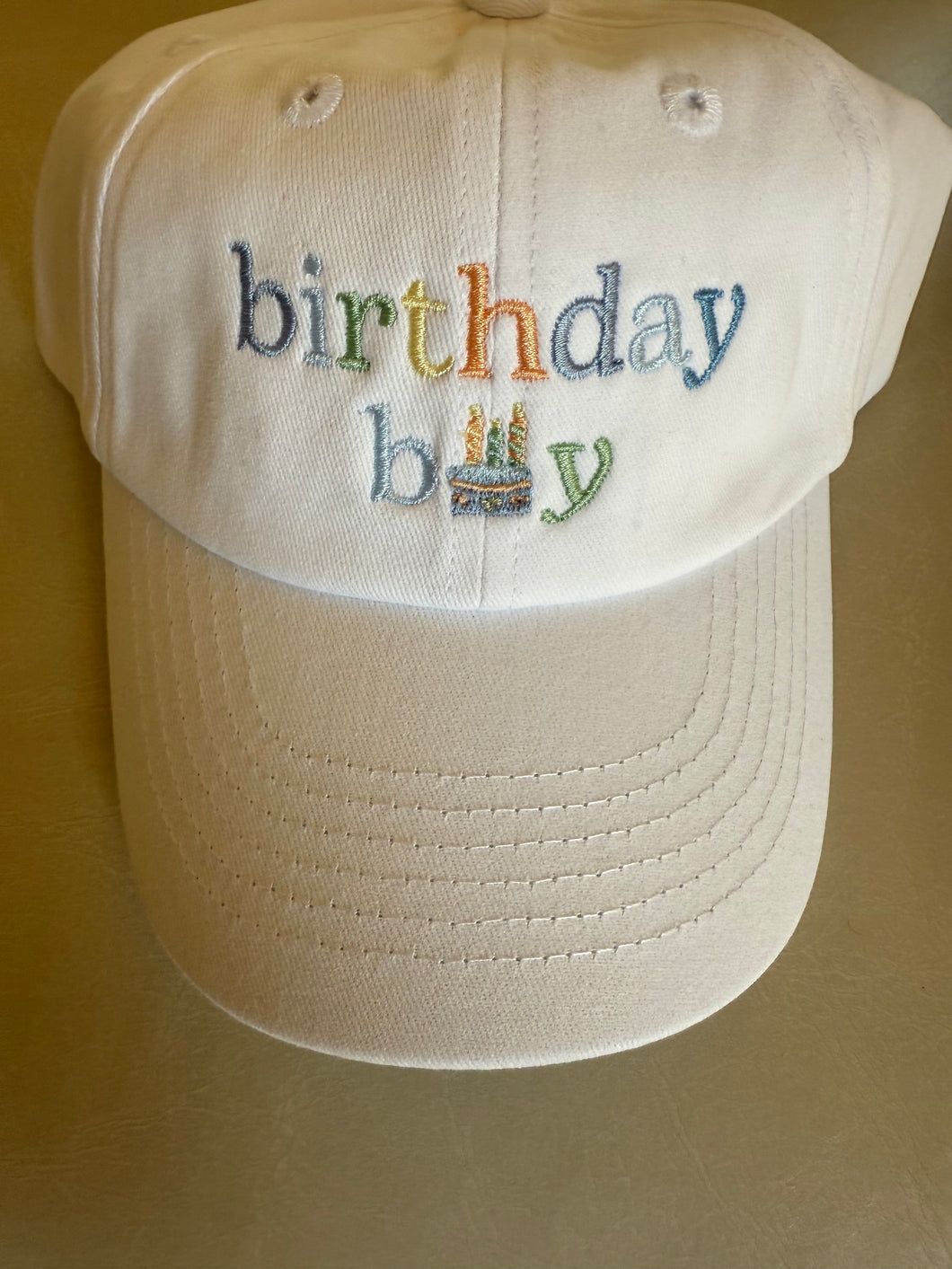 RV Hat-White, Birthday Boy-Bits & Bows