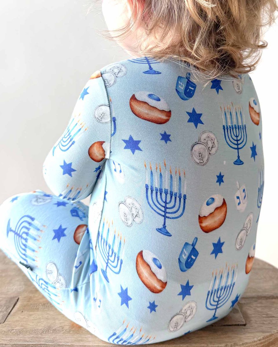 Zohar Zippered Footie-Lev Baby
