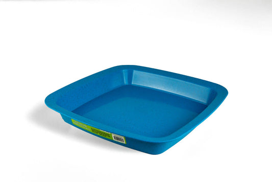 Mad Mattr PlayTray, a sustainable bioplastic work surface for creative play and learning activities