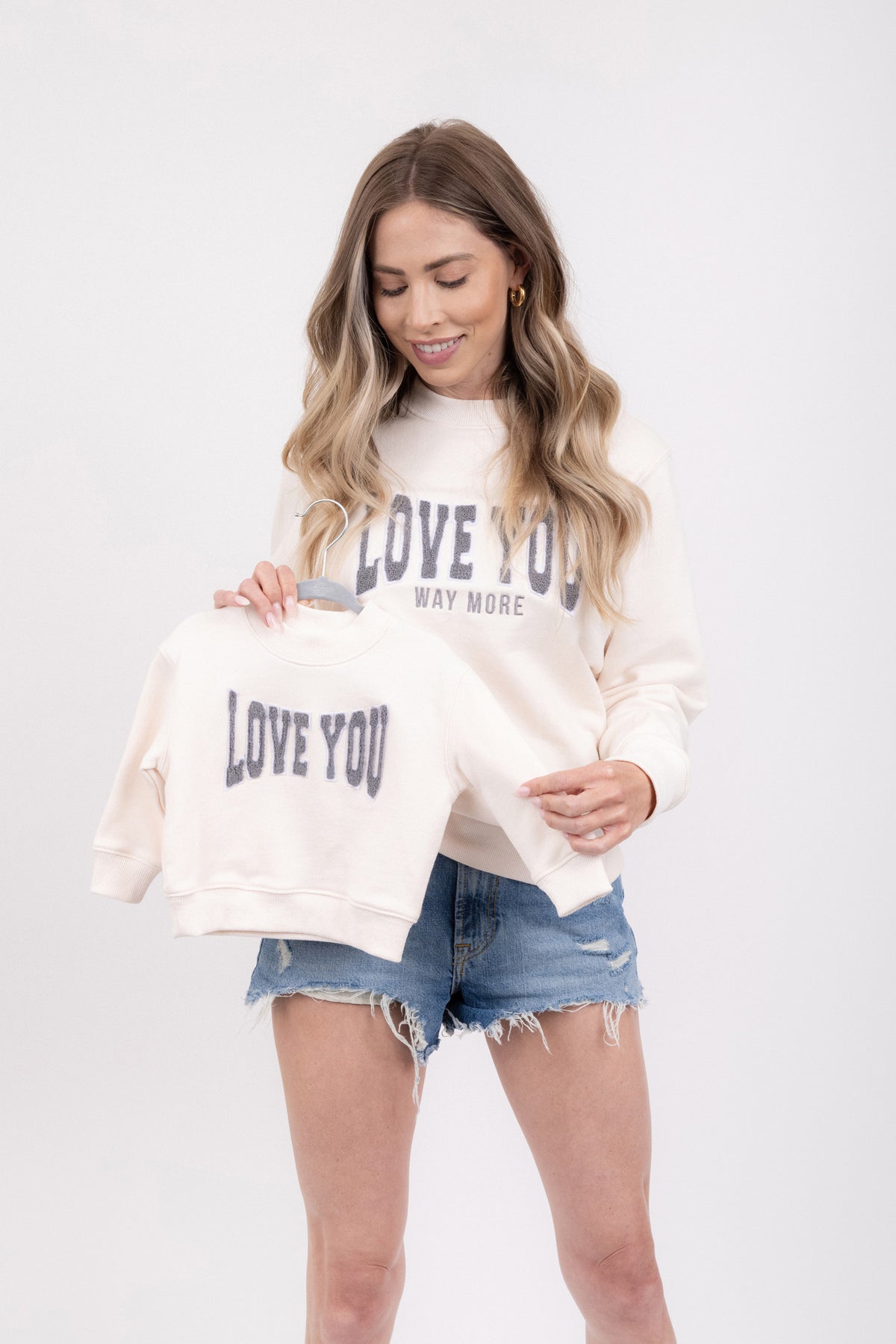 Le La Lo Love You Way More