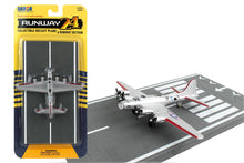 Load image into Gallery viewer, Daron Worldwide Trading - RW035 Runway24 B-17 Silver by Daron Toys

