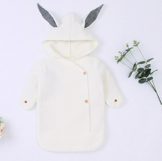 Annie & Charles® knitted sleeping bag: White/grey