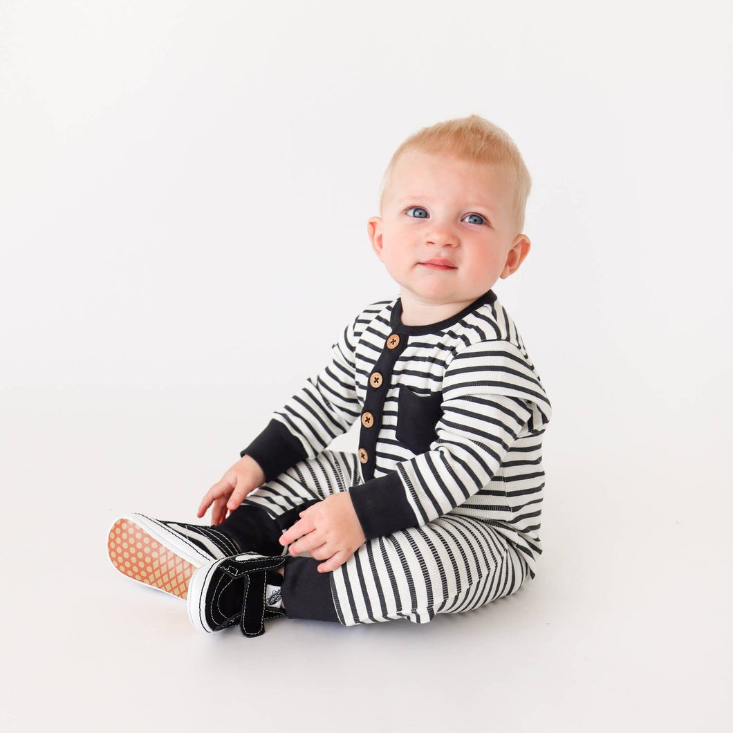 Tiny Trendsetter Inc. - L&T - Long Sleeve Wooden Button Romper- Jet Black Stripe